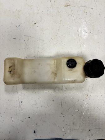 Benzintank Ikra